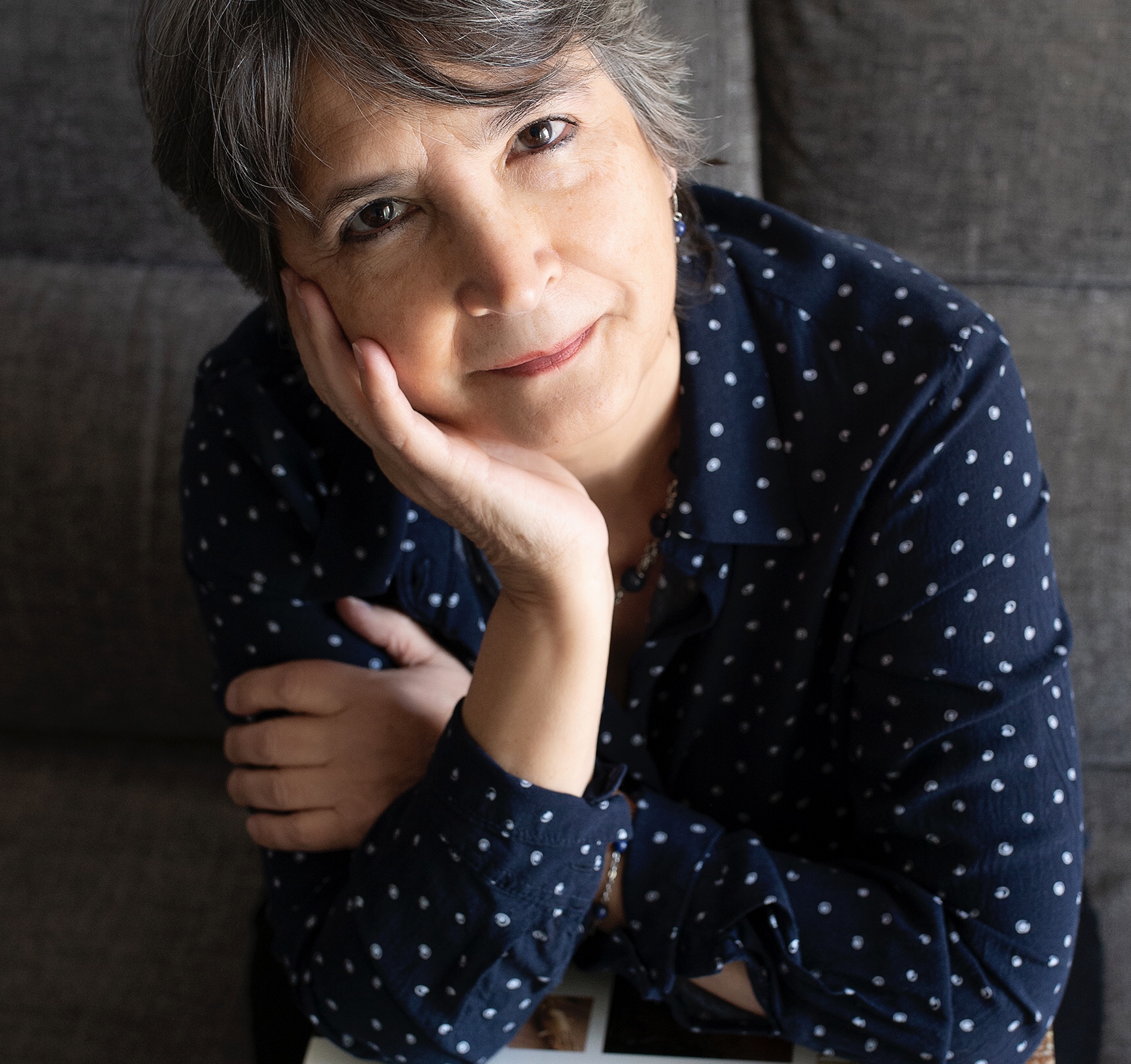 María Fernanda Canal - Sonido Terapéutico & Astrología Práctica